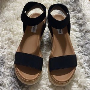 Elba Steve Madden - Platform Sandals